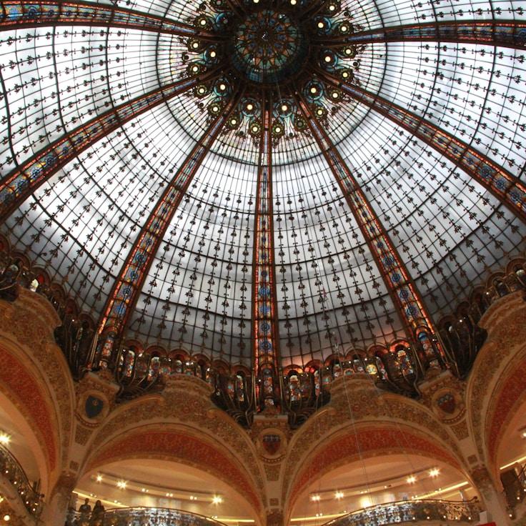 Family-friendly shopping and daily life in Canada